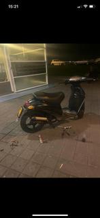 2t blok in onderdelen scooter zelf weg, Fietsen en Brommers, Scooters | Peugeot, Tweetakt, Gebruikt, Maximaal 45 km/u, 70 cc
