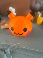 Leuke Pikachu halloween Opbergdoos, Kunststof, 50 tot 100 cm, Ophalen of Verzenden, Zo goed als nieuw
