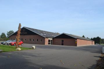 Luxe Paarden Stallen te huur | Omgeving Hengelo beschikbaar voor biedingen