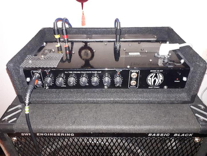 SWR Bassic Black Combo Amplifier, Muziek en Instrumenten, Versterkers | Bas en Gitaar, Gebruikt, Basgitaar, 100 watt of meer, Ophalen