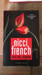 Nicci French - Huis vol leugens, Boeken, Ophalen of Verzenden, Nicci French, Zo goed als nieuw