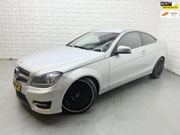 Mercedes-Benz C-klasse Coupé 180 Edition 1 AMG LEER NAVI PD beschikbaar voor biedingen