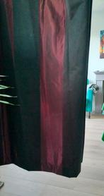 Gordijnen met ringen 2x2,07 breed en circa 2 meter lang, Rood, 200 cm of meer, Ophalen of Verzenden, Zo goed als nieuw