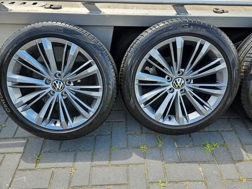 Volkswagen Passat 3G B8 Liverpool 18 inch velgen met Pirelli, Auto-onderdelen, Banden en Velgen, Zomerbanden, 18 inch, 235 mm