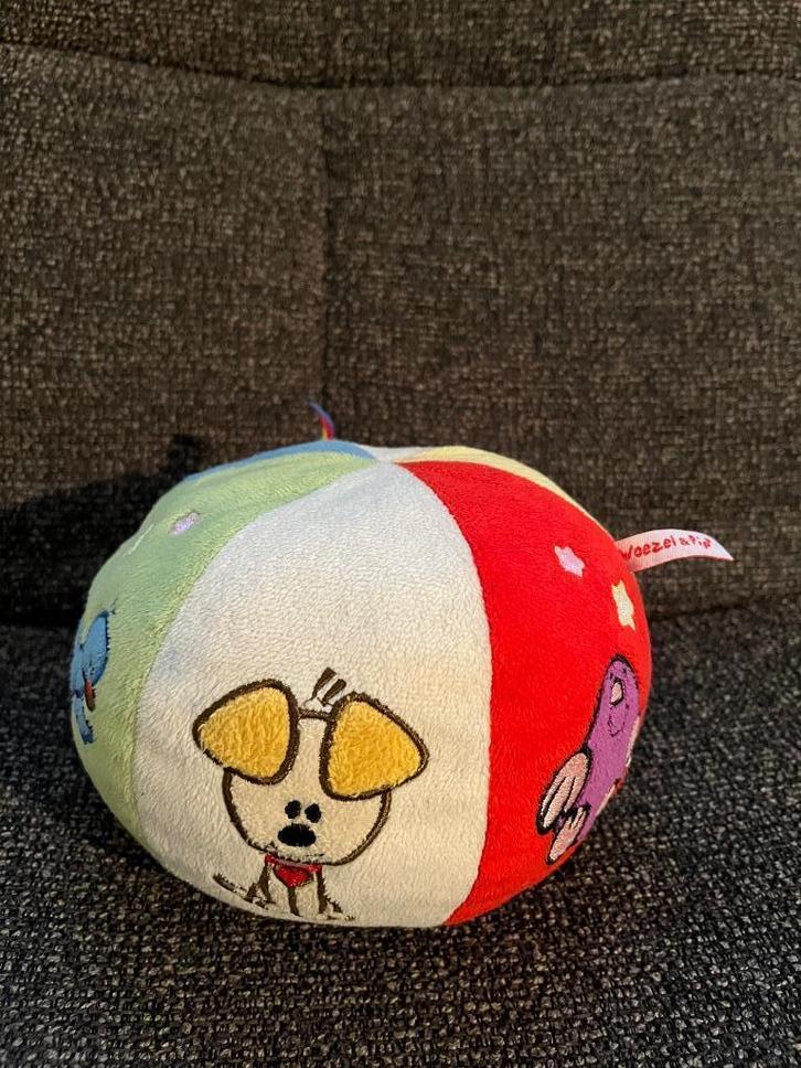 Zachte Woezel & Pip bal, Kinderen en Baby's, Speelgoed | Babyspeelgoed, Zo goed als nieuw, Overige typen, Met geluid, Ophalen of Verzenden