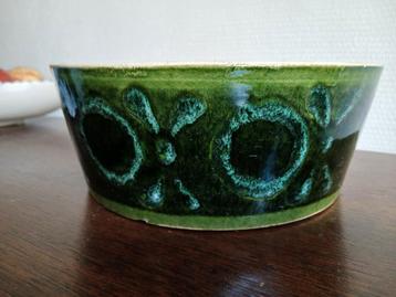 Leuke retro schaal groen/blauw beschikbaar voor biedingen