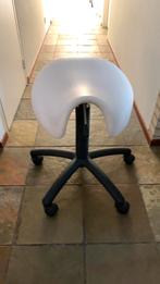 Behandelkruk op wieltjes, Ophalen, Gebruikt