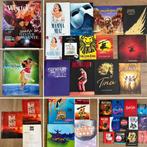 Programmaboeken diverse musicals West End & Nederland, Verzamelen, Ophalen of Verzenden, Boek, Tijdschrift of Artikel, Gesigneerd