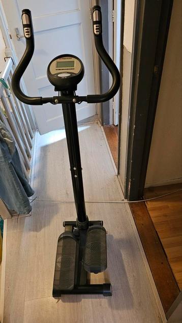 Moet weg !!!! Step apparaat  beschikbaar voor biedingen