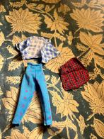 Vintage retro mini barbie kleertjes poppenkleding kleren pop, Verzamelen, Poppen, Ophalen of Verzenden, Gebruikt, Kleertjes