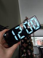 Led klokje op stroom of batterij, Ophalen of Verzenden, Wandklok