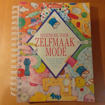 Margriet/Knip Handboek voor zelfmaak mode beschikbaar voor biedingen