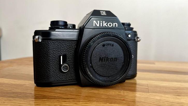 Nikon EM Body - In mooie staat!, Audio, Tv en Foto, Fotocamera's Analoog, Gebruikt, Spiegelreflex, Nikon, Ophalen of Verzenden