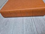 Holyland - Illustrated Bible / Christian Standard Bible, Ophalen of Verzenden, Zo goed als nieuw