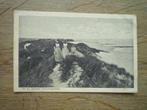 In de duinen Vrouwepolder klederdracht strand zee, Ophalen of Verzenden, Voor 1920, Zeeland