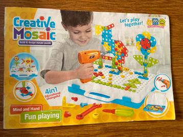 Creative mosaic beschikbaar voor biedingen