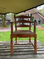 Oude houten stoel met rieten zitvlak, Antiek en Kunst, Antiek | Meubels | Stoelen en Banken, Ophalen of Verzenden