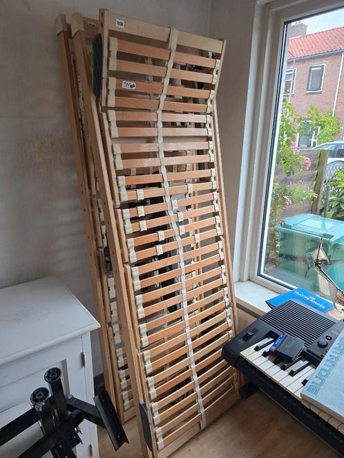 2x elektrische bedbodems, Huis en Inrichting, Slaapkamer | Matrassen en Bedbodems, Zo goed als nieuw, 80 cm, 200 cm, Eenpersoons