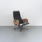 Vitra Eames EA 124 + 125 Set Zwart Leer – Chroom, Niet ingevuld, Niet ingevuld, Nieuw, 75 tot 100 cm