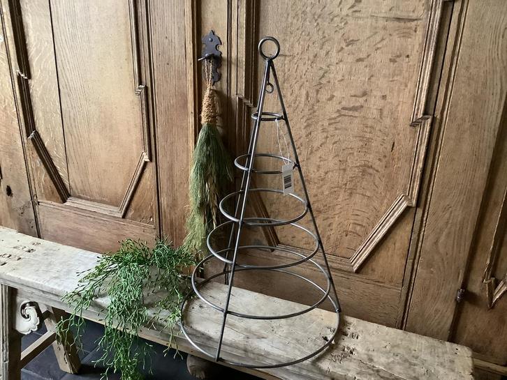 NIEUW metalen kertboom kegel om te decoreren, Diversen, Kerst, Nieuw, Ophalen of Verzenden