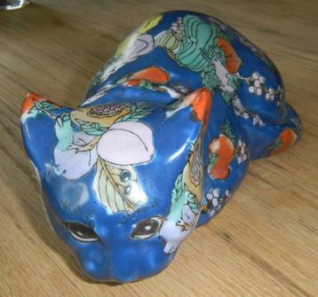 Poezenbeeld van HK 5 Dynasty beschikbaar voor biedingen