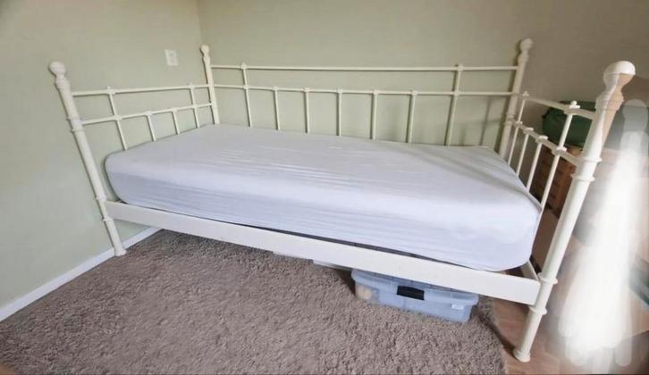 Compleet Ikea Tromsnes prinsessen bed, Huis en Inrichting, Slaapkamer | Bedden, Gebruikt, Eenpersoons, 90 cm, 200 cm, Metaal, Wit