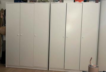2x IKEA KLEPPSTAD kasten (3 deurs) - Amsterdam Zuid beschikbaar voor biedingen