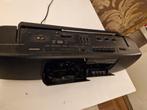 Te koop,GRUNDIG merk Radio ,cd cassette speler. 3-in-one, Audio, Tv en Foto, Radio's, Ophalen