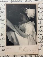 13-8-1907 Meisje met bril leest een boek (IT), Ophalen of Verzenden, Voor 1920, Gelopen, Kinderen