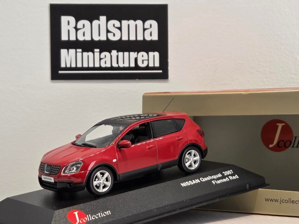 Nissan Qashqai - 1e model Rood - 1:43 J-Collection, Hobby en Vrije tijd, Modelauto's | 1:43, Overige merken, Auto, J-Collection