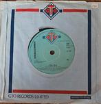 Donna Summer - I feel love ( 7-inch vinyl singel), Ophalen of Verzenden, Zo goed als nieuw, Pop