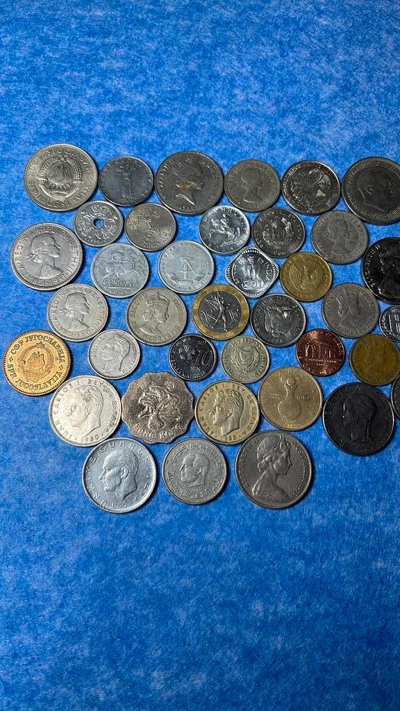 Exclusief lotje wereldmunten!, Postzegels en Munten, Munten en Bankbiljetten | Verzamelingen, Munten, Buitenland, Ophalen