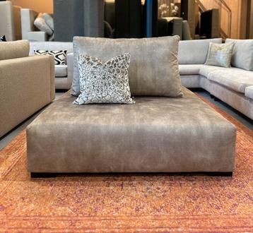 Lounge sofa 120/120cm OPNIEUW GESTOFFEERD 