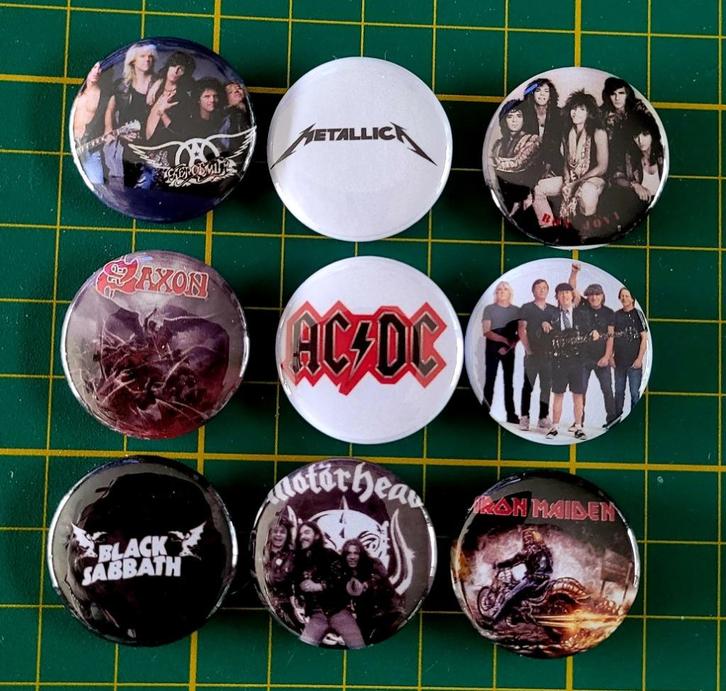 Hardrock buttons, Verzamelen, Muziek, Artiesten en Beroemdheden, Nieuw, Gebruiksvoorwerp, Verzenden