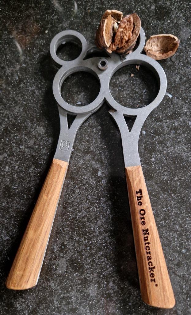 High end NUTCRACKER;  The ORE Nutcracker, see photos, Antiek en Kunst, Kunst | Designobjecten, Ophalen of Verzenden