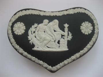 Wedgwood Trinket Box Jasperware Black Nieuw beschikbaar voor biedingen