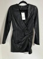 Jurk zaratrafaluc maat xs faux leather, Kleding | Dames, Jurken, Zwart, Ophalen of Verzenden, Zo goed als nieuw, Maat 34 (XS) of kleiner