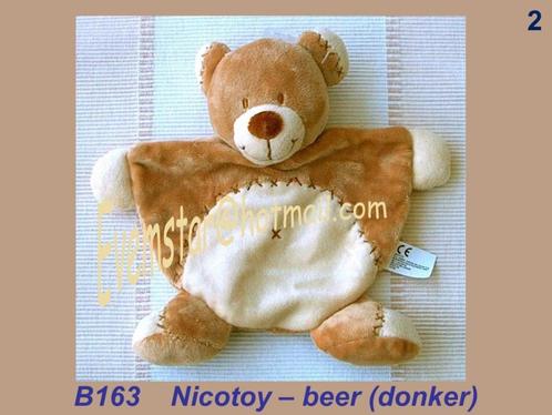B163 Beer - Nicotoy : beertje ( donkere uitvoering ), Kinderen en Baby's, Speelgoed | Knuffels en Pluche, Zo goed als nieuw, Beer