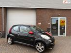 Peugeot 107 1.0-12V XR|AIRCO|NIEUWE APK|LEUKE AUTO, Auto's, Peugeot, Voorwielaandrijving, Metallic lak, Stof, Gebruikt