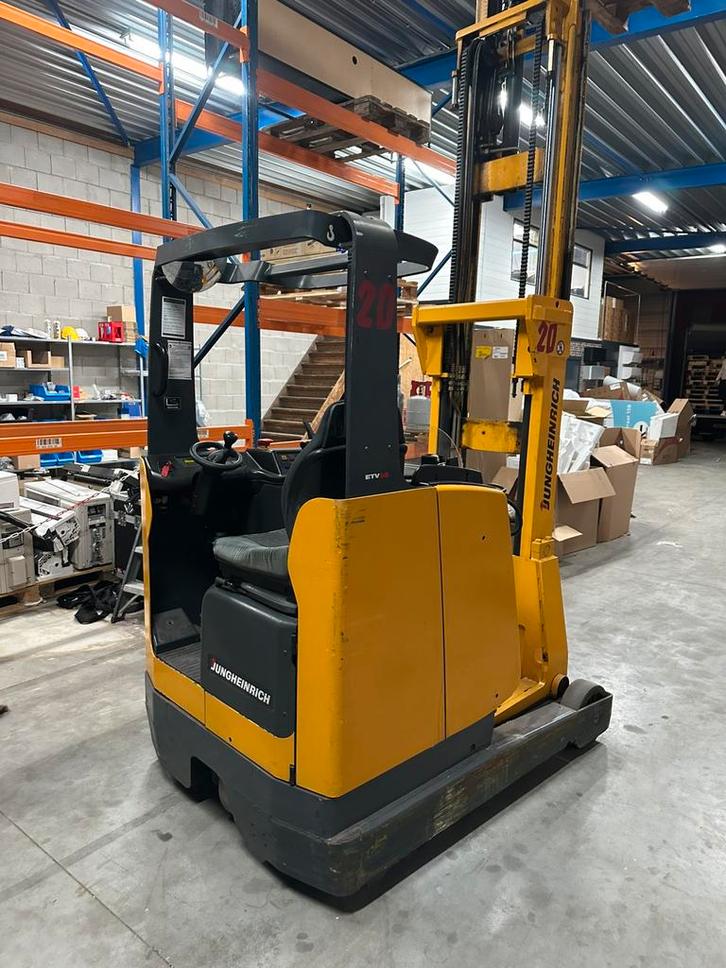 Jungheinrich ETV Reachtruck – 2.0 ton | 13.528 uur koopje, Zakelijke goederen, Machines en Bouw | Heftrucks en Intern transport