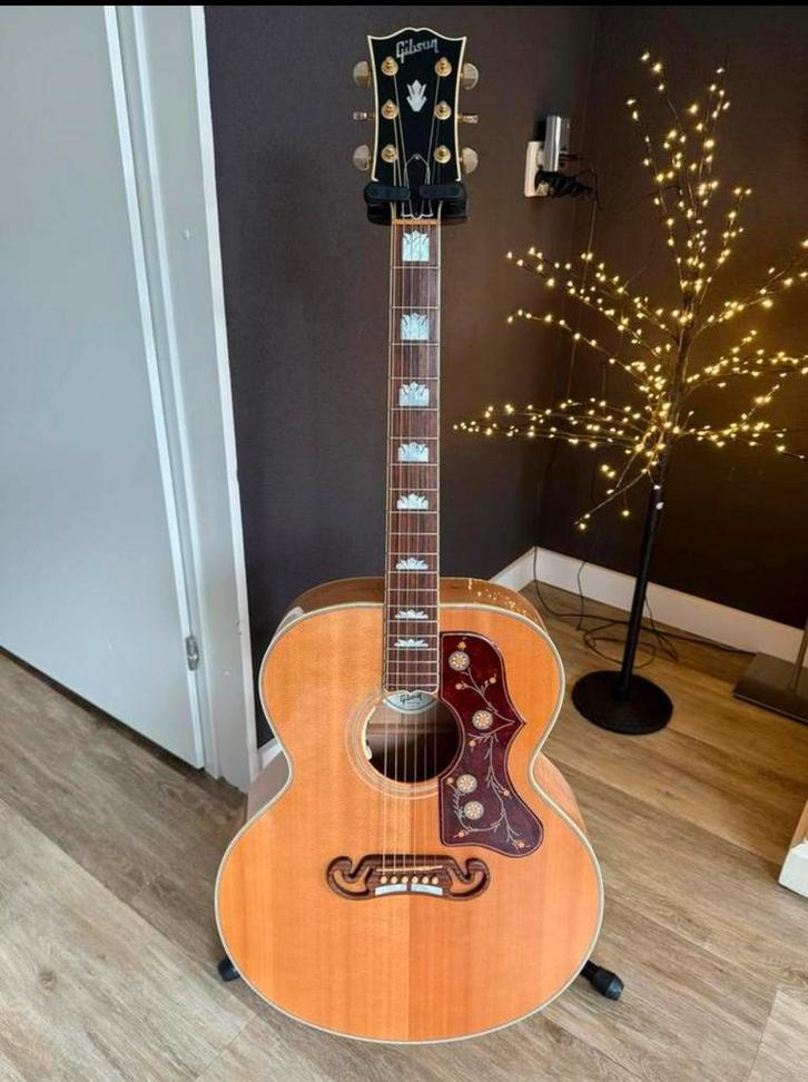 Gibson SJ 200 Standard Antique Natural 2016, Muziek en Instrumenten, Snaarinstrumenten | Gitaren | Akoestisch, Zo goed als nieuw