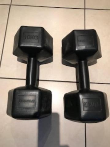 Dumbbellset beschikbaar voor biedingen