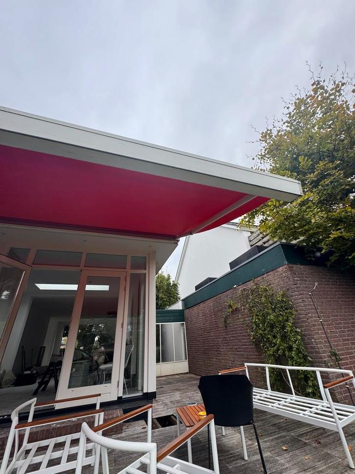 Elektrisch Zonnescherm 4,5m - Zwenkarm, Tuin en Terras, Zonneschermen, Gebruikt, Knikarmscherm, 300 cm of meer, 450 cm of meer