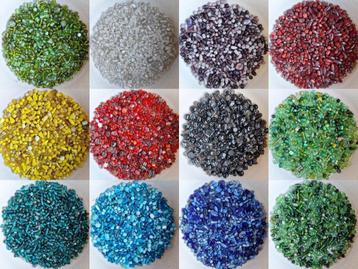 Partij luxe glas kralen 1-2cm ruim 1 kg per kleur keuze beschikbaar voor biedingen