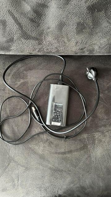 Dell Power Charger Charger Adapter 90W beschikbaar voor biedingen