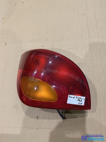FORD FIESTA 4 links achterlicht 1995-2003 beschikbaar voor biedingen