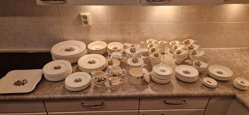 Wedgwood Moss Rose diverse serviesstukken, Antiek en Kunst, Antiek | Servies los, Ophalen