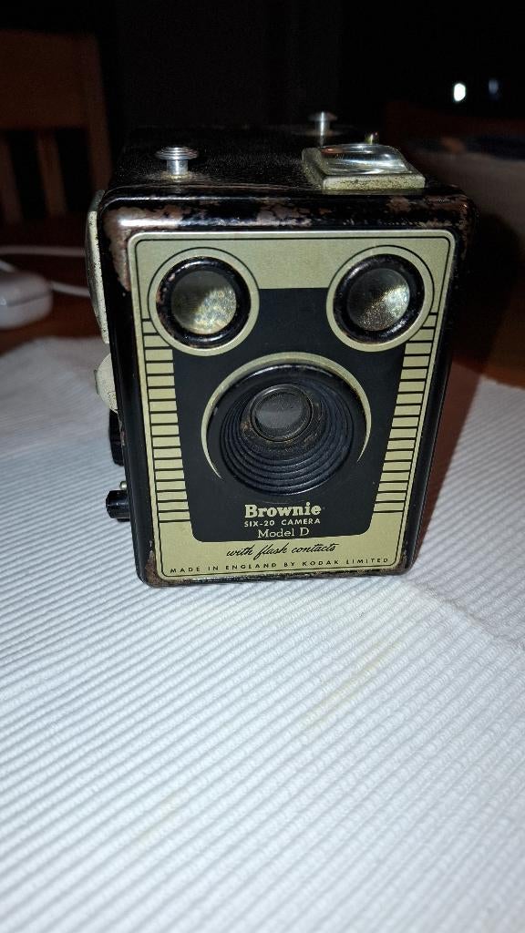 Prachtige Vintage Kodak Brownie Six-20 Model D - incl. Tas, Ophalen of Verzenden, Gebruikt, Compact, Kodak