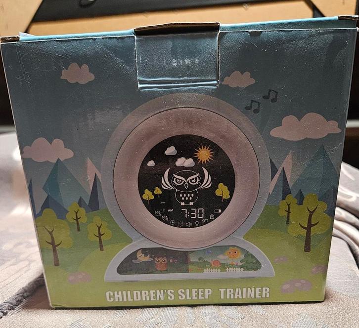 Kinderwekker met uil - Slaaptrainer, Kinderen en Baby's, Babyfoons, Zo goed als nieuw, Ophalen of Verzenden