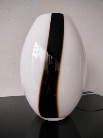 Italië Glas Lamp Tafellamp Wit Zwart Opalino Vetro 1990 beschikbaar voor biedingen